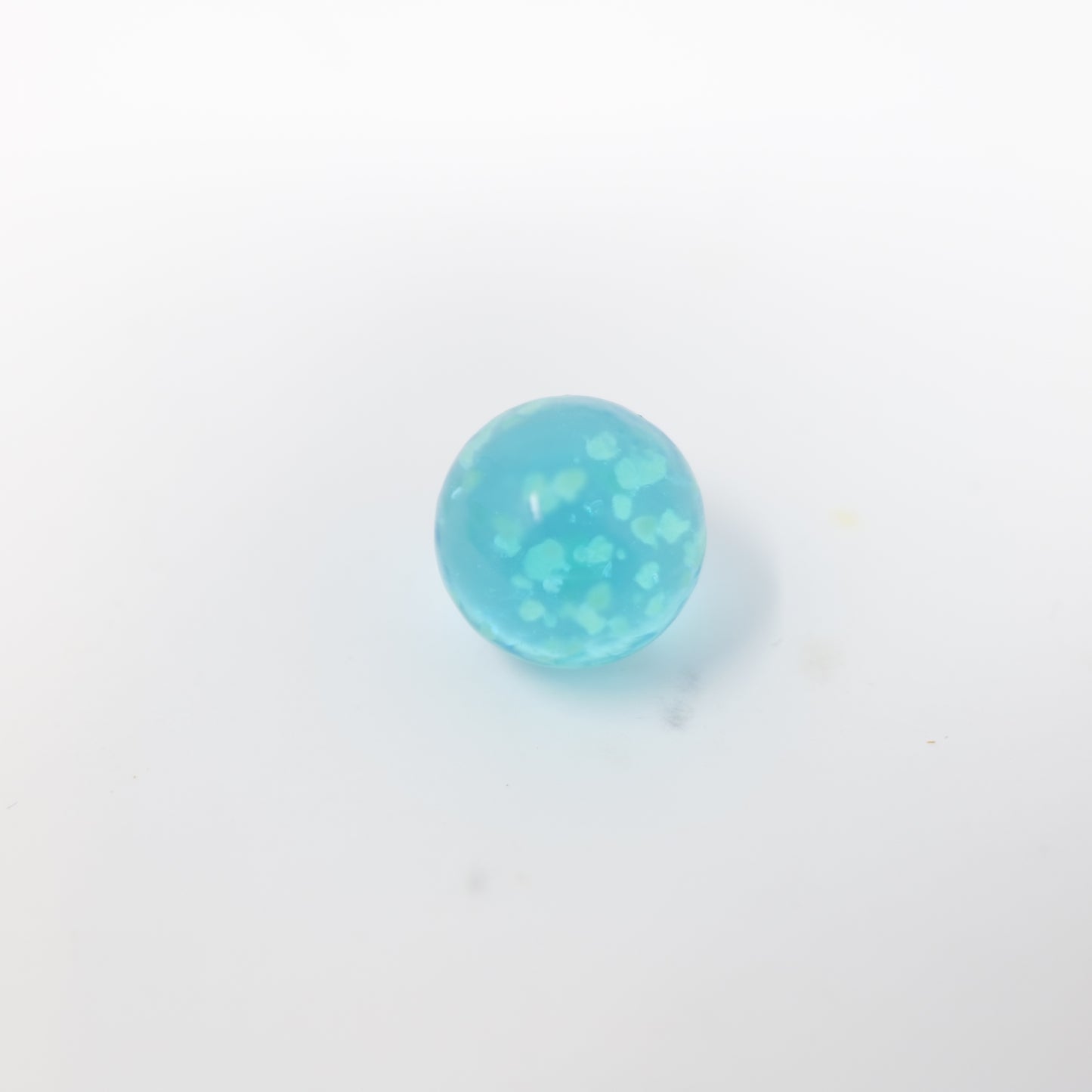 ビー玉 148 蛍 16mm 1個（蓄光タイプ）